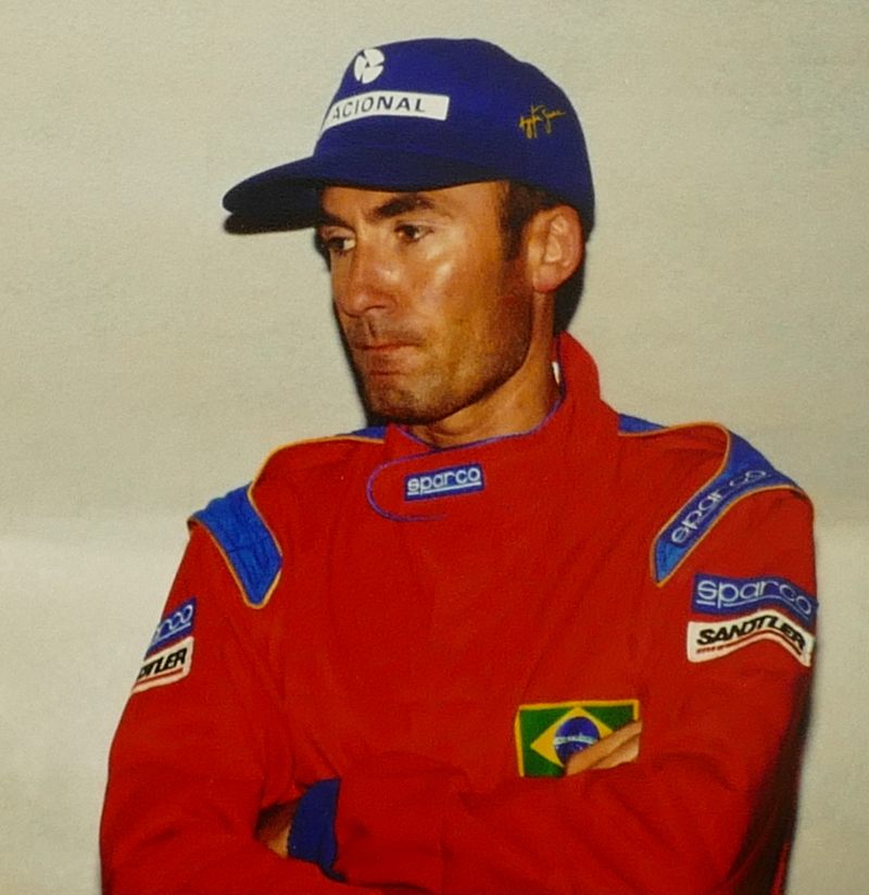 Ayrton Helm6
