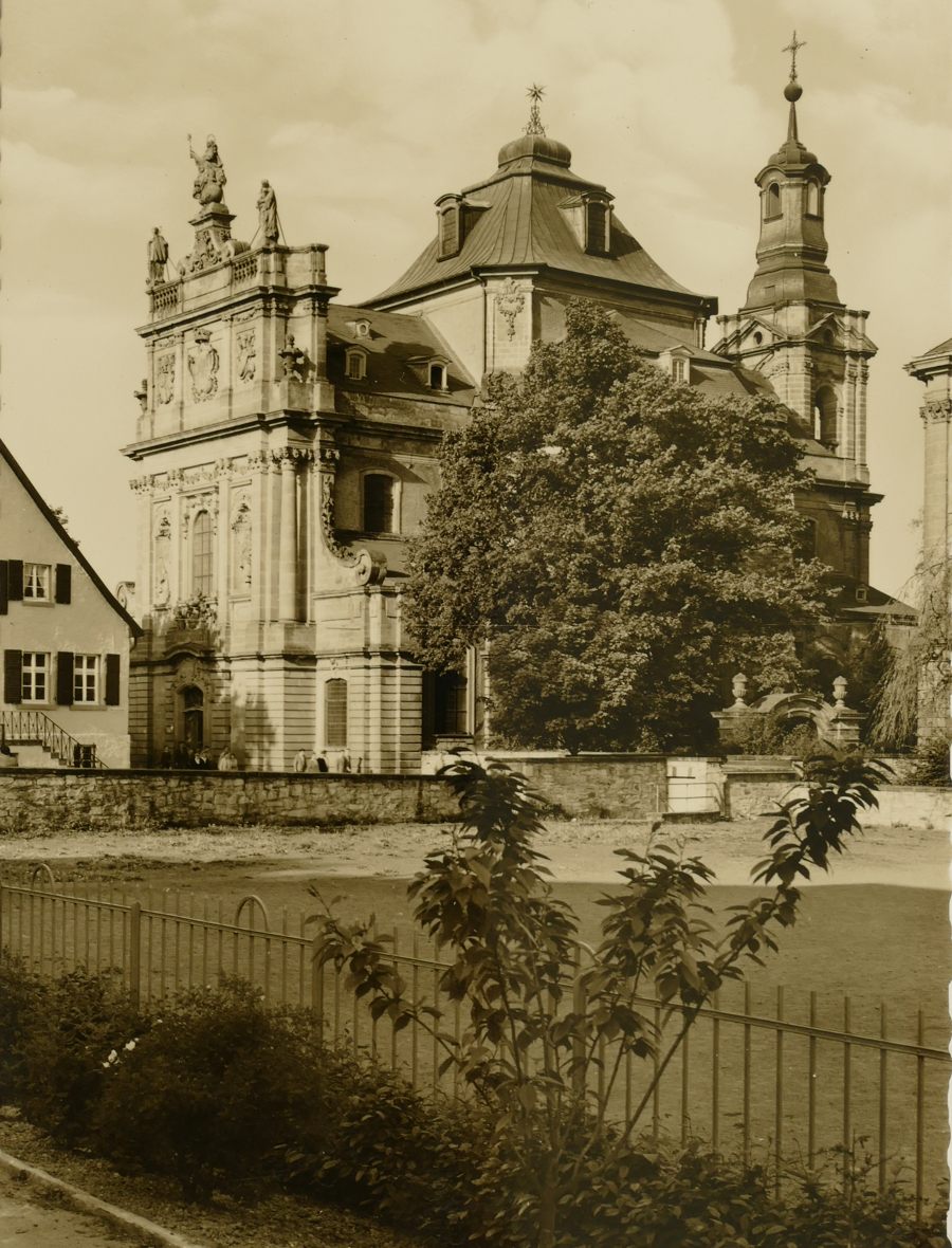 Blick auf die Jesuitenkirche 1960