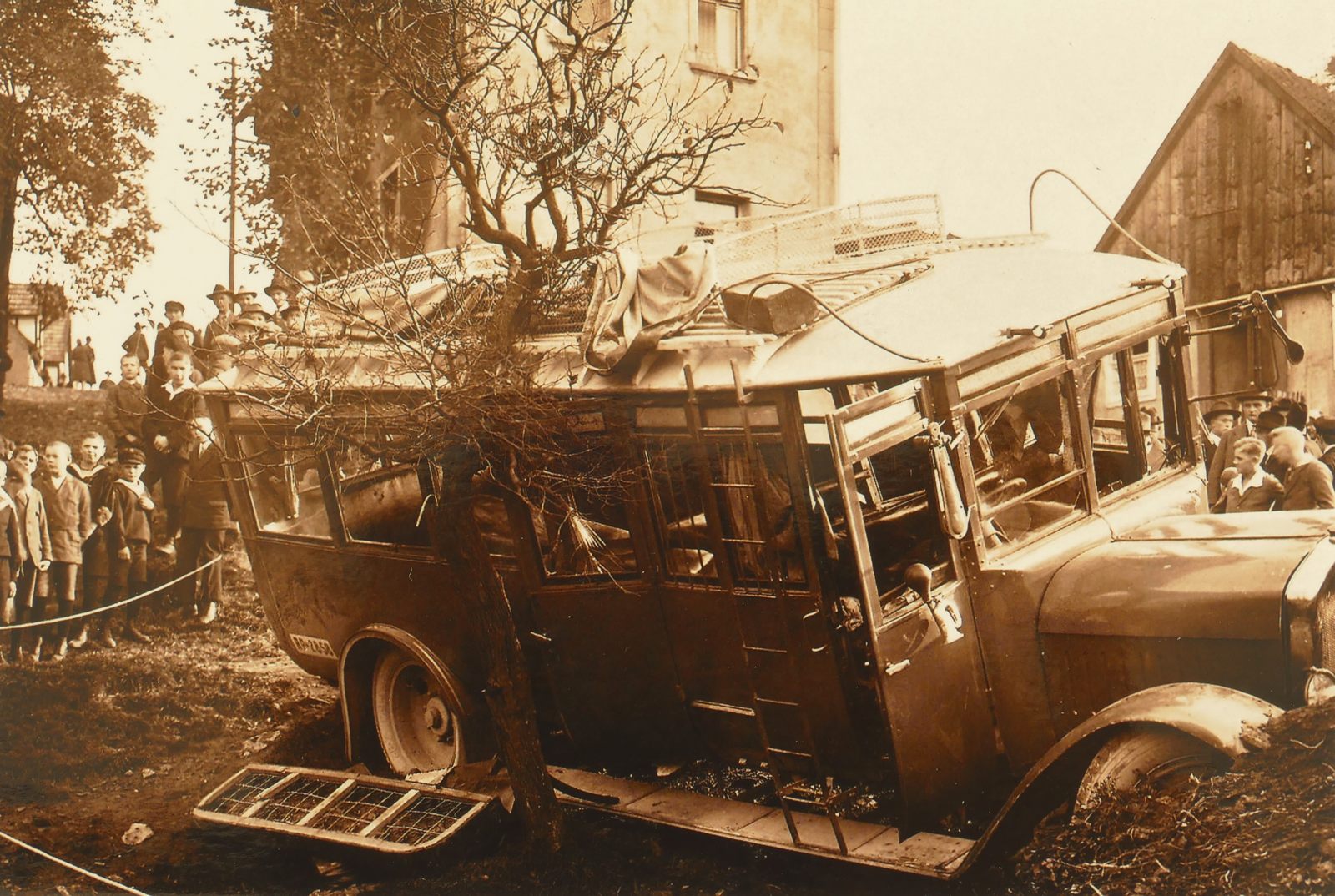 Hühnerberg: Postautounfall 1927