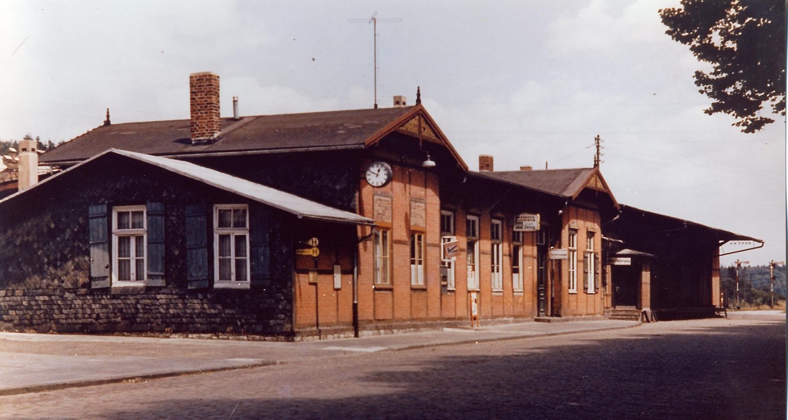 1 Bf Büren von Str color1600