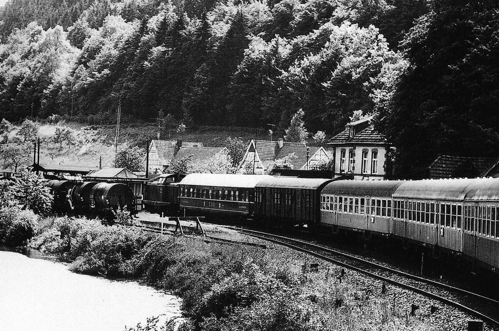 196606 E452 Herzhausen JAB1600neu