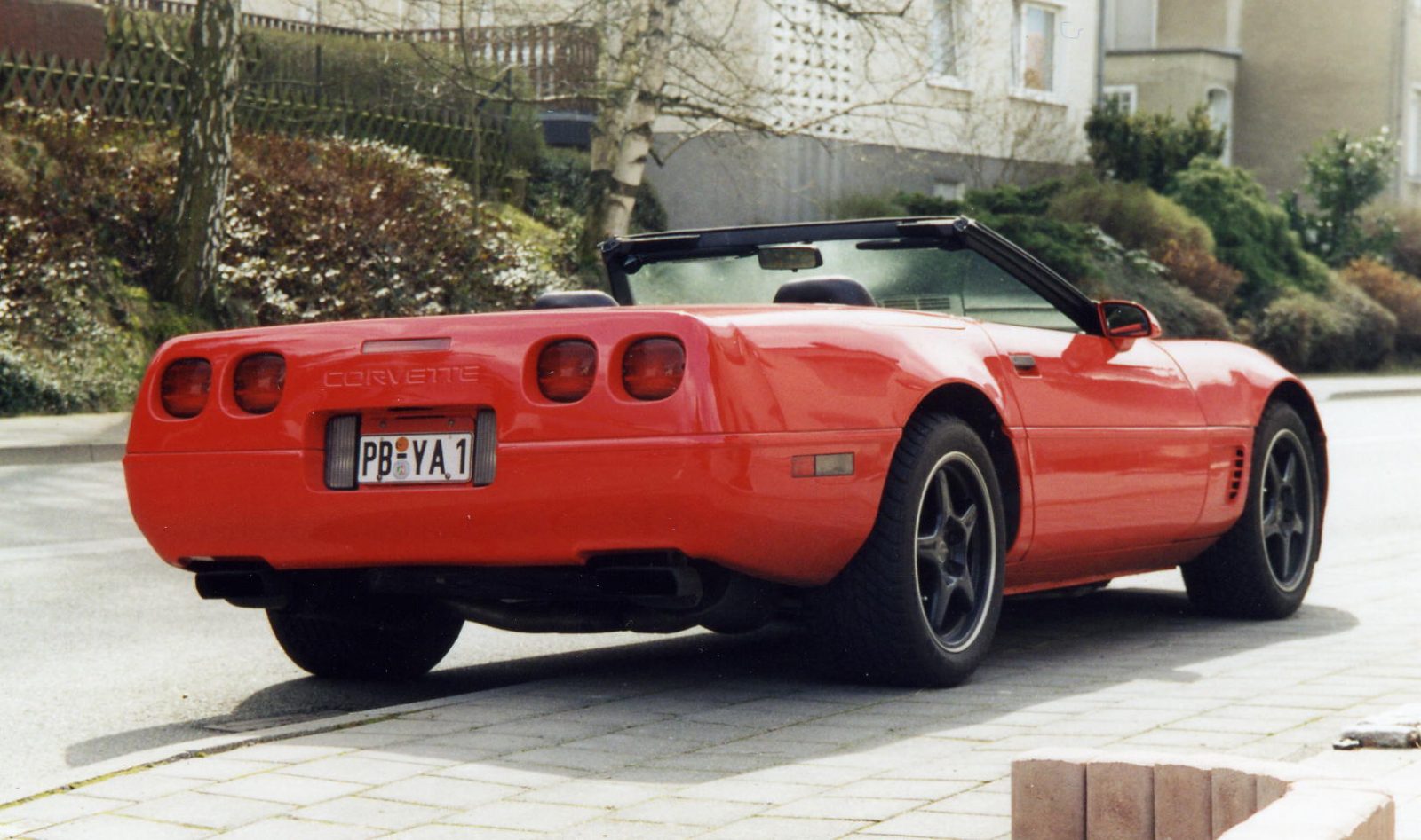 1999 Chevrolet Corvette C4 b