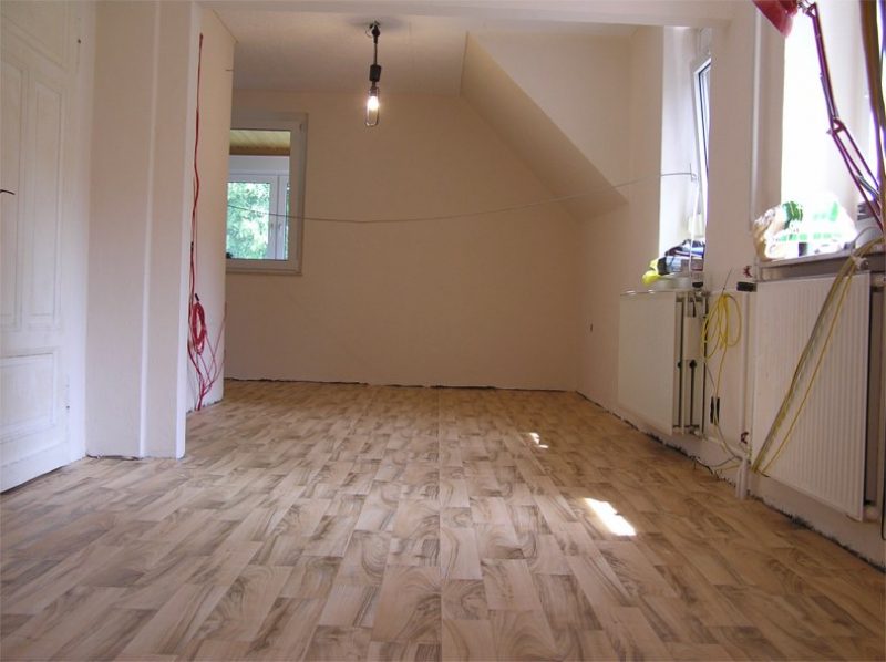 200701 Zimmer leer Norden_790