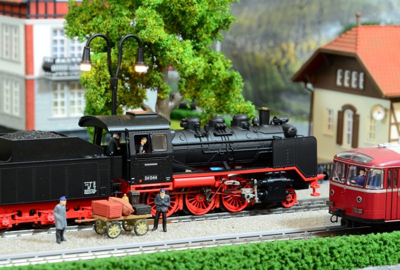 BR 24 im Bf. Silbach