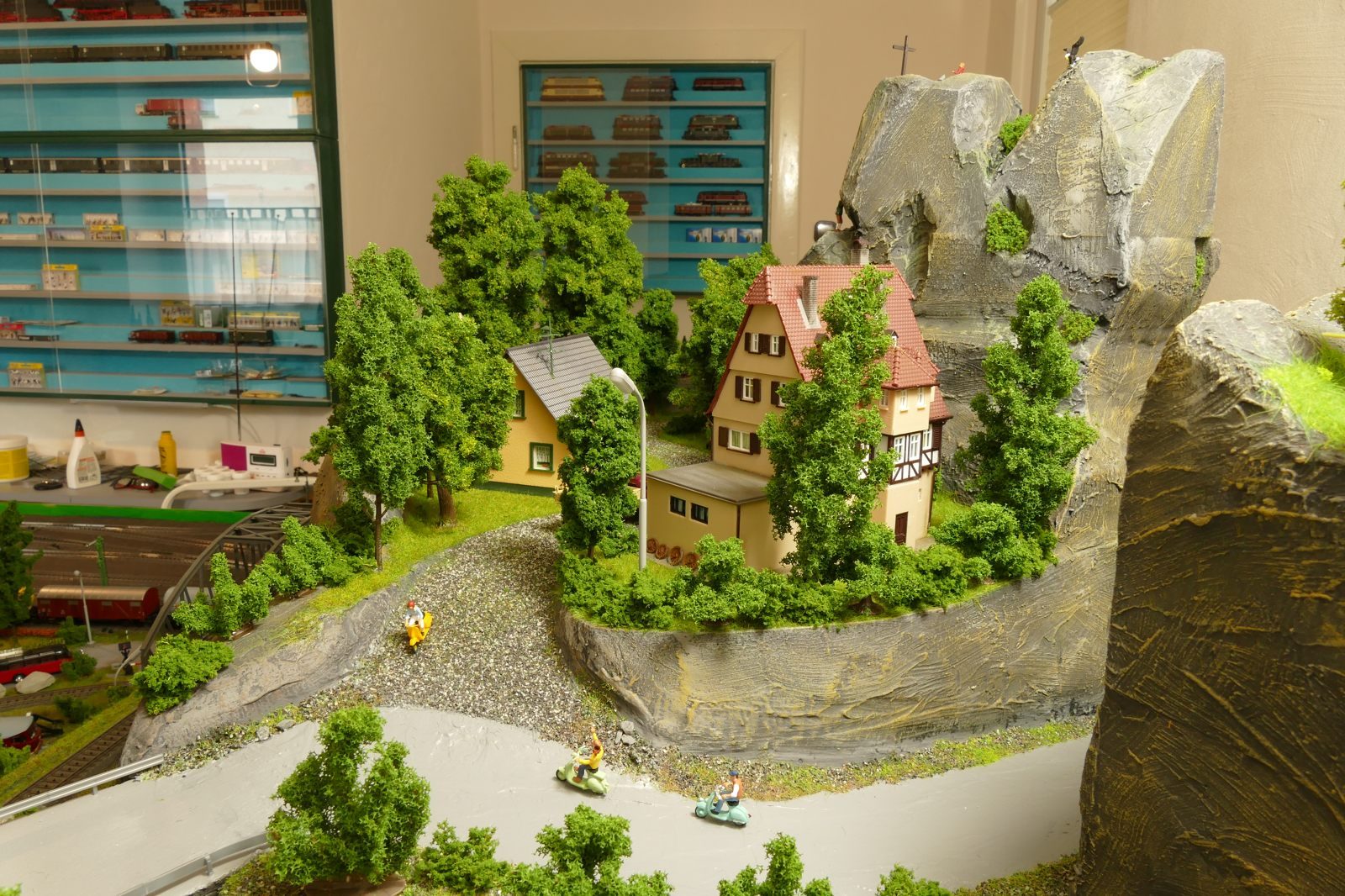 Auf dem Berg gibt's u.a. einen Schmiedebetrieb