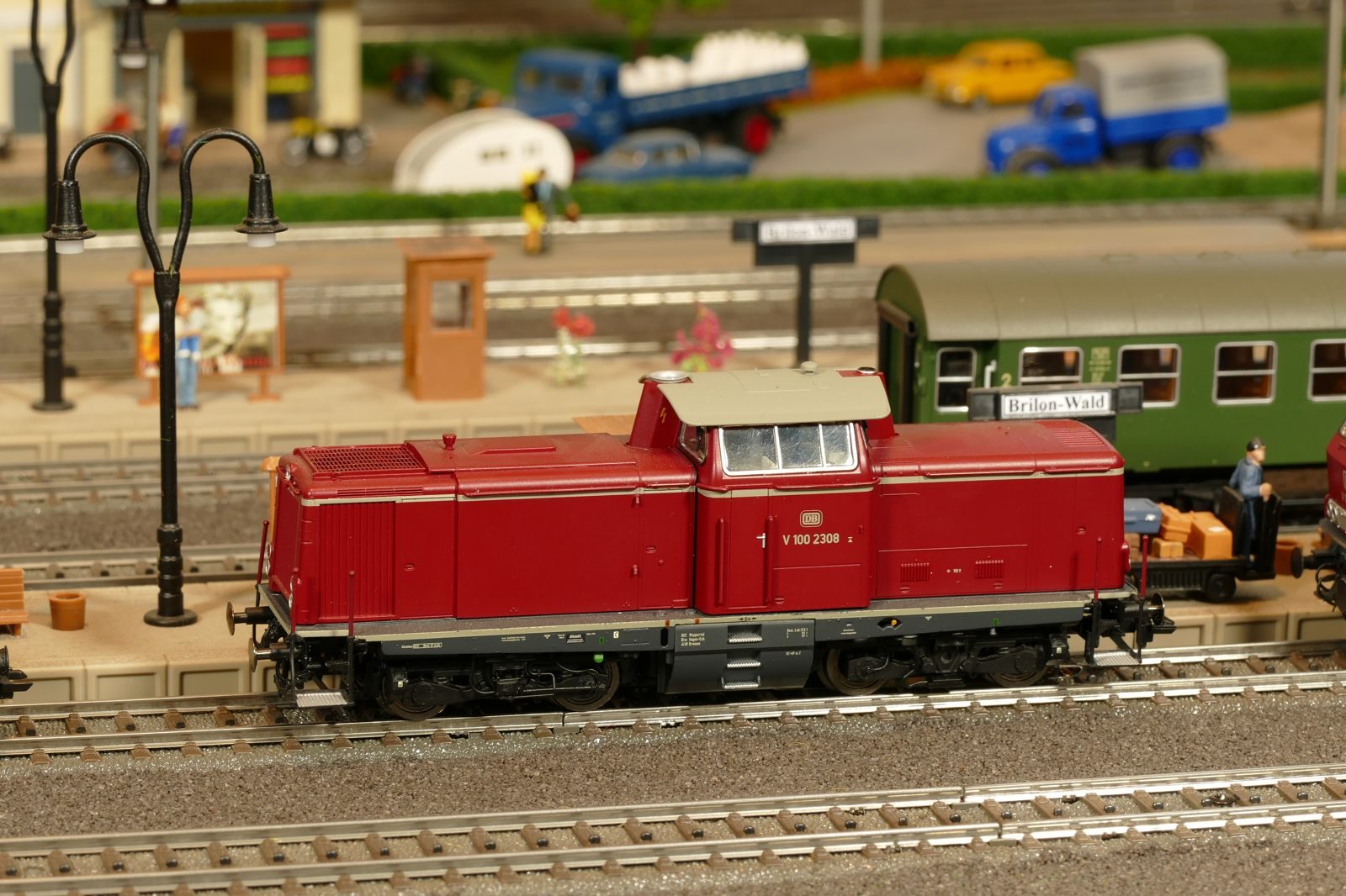 Ein Mädchen für fast alles: V100.20