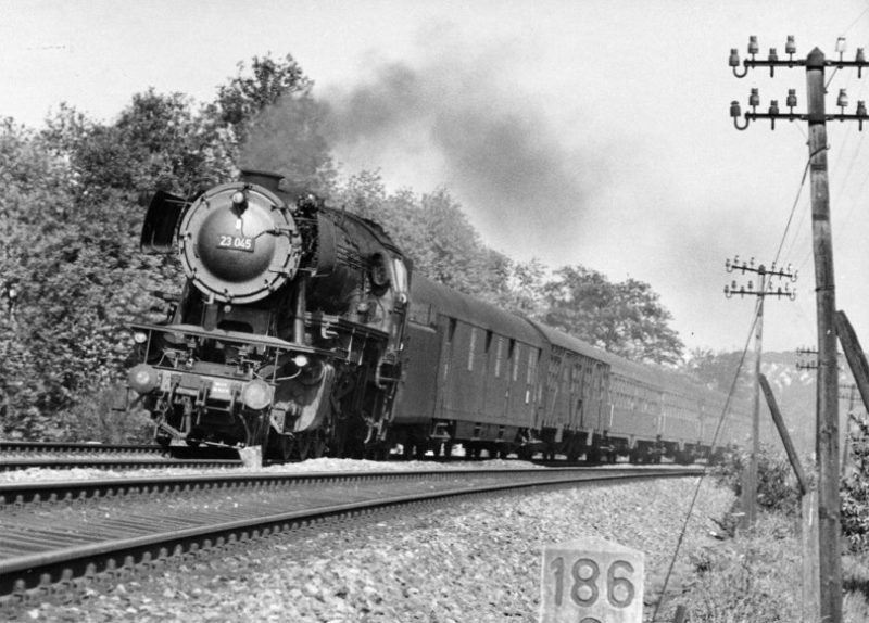 28b E452 19630601 bei F-Berbersheim JAB