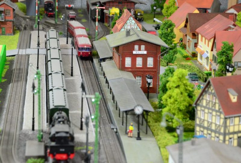 Büren Bf: der VT98 trifft ein